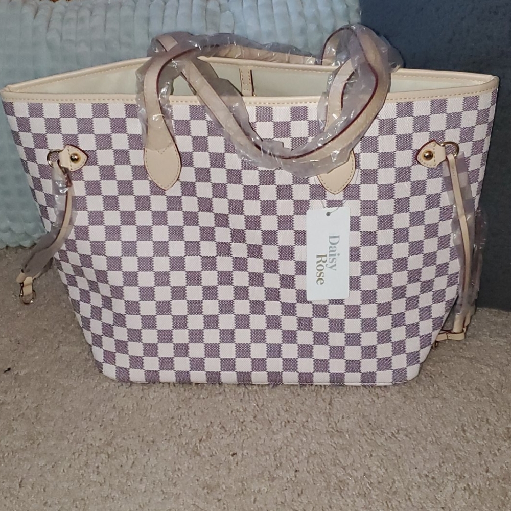 Daisy Rose Checkered Tote